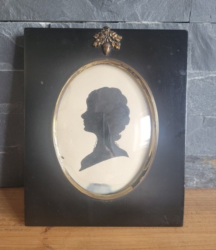 Lovely small vintage antique - lovely,