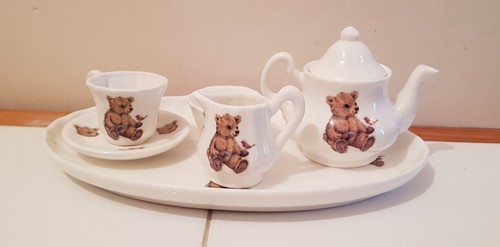 Vintage childs ceramic - childs,