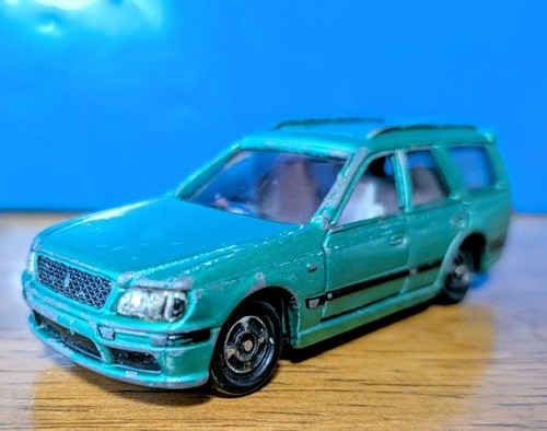 Tomica nissan stagea - tomica,