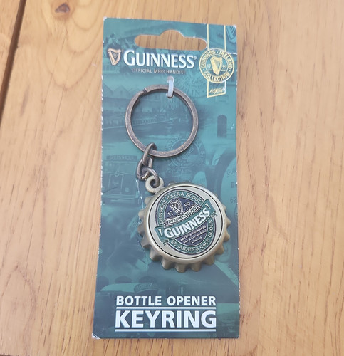 Guinness metal silver circle - guinness,