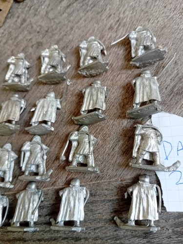Twenty 25mm dark age - 25mm, (da2)