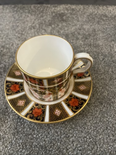 Royal crown derby - crown,