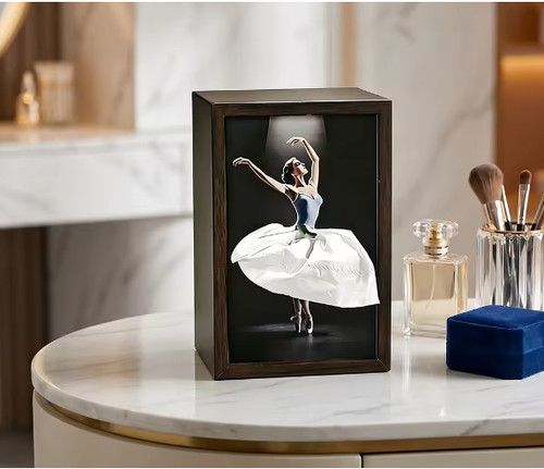 Wooden ballet girl tissue - girl, box