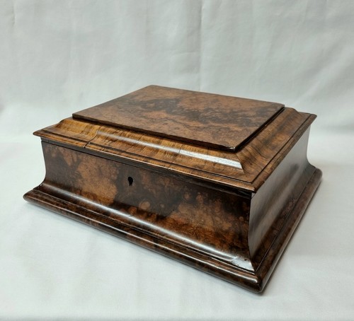 Rare 18th century burr - burr, and