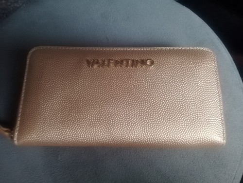 Valentino gold long zip - long, round