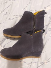 FAT FACE BLUE LEATHER WEDGE