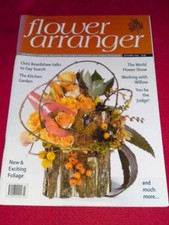 THE FLOWER ARRANGER - EXCITING FOLIAGE - Autumn 2005 Vol 45 # 3