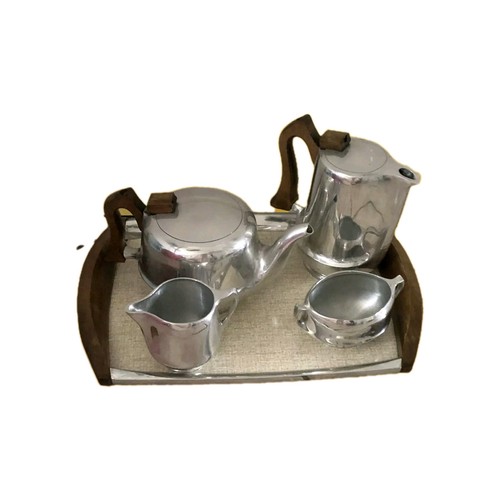 Tea pots sets - &,