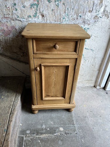 Continental pine bedside - continental,