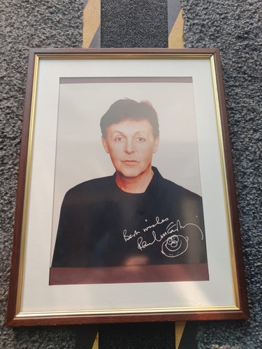 Paul mccartney signed - mccartney, photo