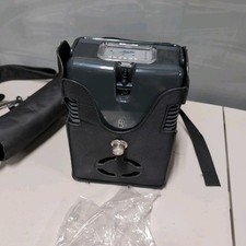 AirSep FreeStyle AS095 Portable Concentrator with Bag & Charger Needs Servicing