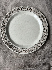Purbeck pottery Dinner Plate Brown Diamond Great condition