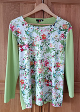Paramour Floral Top With Butterflies Lime Green Contrast Sleeves Size XL 14/16?