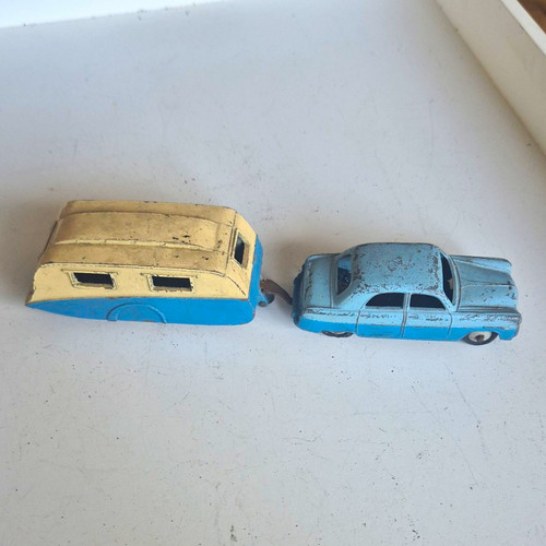 Dinky toys ford zephyr - toys,