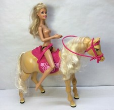 Barbie Walking Tawny Horse 