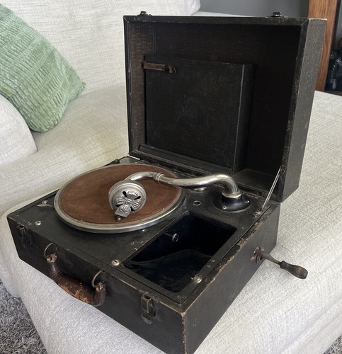 Antique silvertone deluxe - antique,