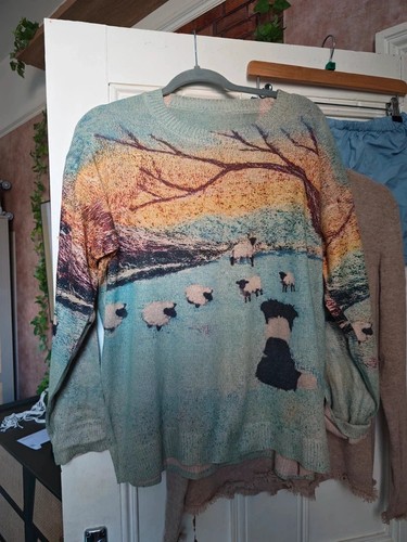 Sheep lightweight jumper