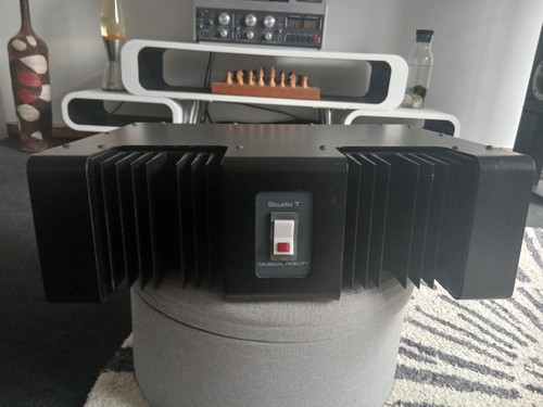 Musical fidelity studio - studio,