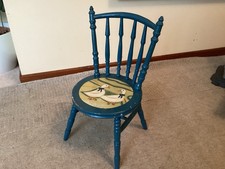Child’s/Dolls Chair