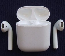 Apple Airpods 1st generation. Good charging case A1602, both pods are faulty.