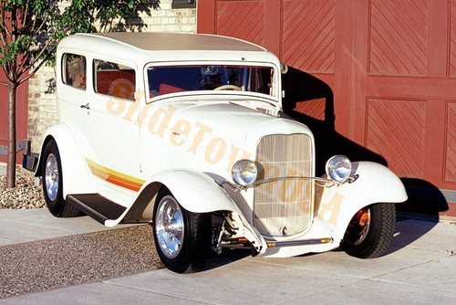 Vintage 35mm color slide - color,