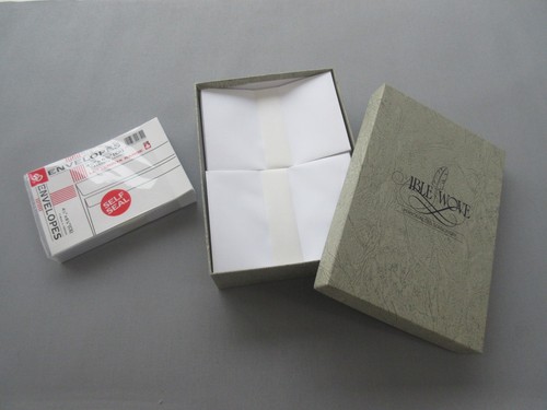 Vintage size white - vintage,