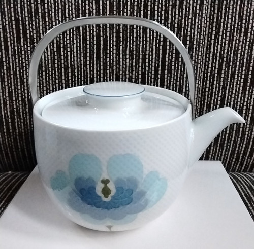 Rosenthal century teapot - “century”,