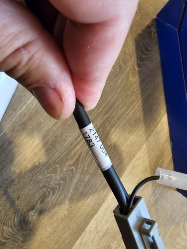New genuine volvo fuel pump - new, in