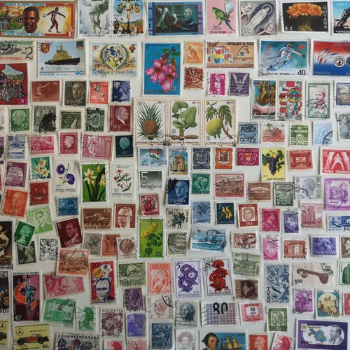 1000 different worldwide - different,