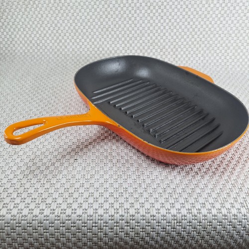 Creuset cast iron enamel - le,