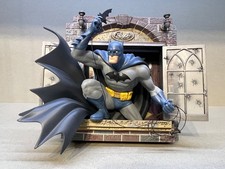 Batman window diorama, DC