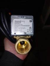 Honeywell Home V4043 b1265 Motorised 2 Port Zone Valve 28mm 3 wire version