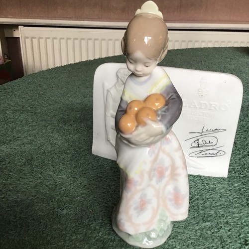 Lladro orange seller - orange, 4841