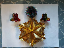 FIVE VINTAGE 1970'S CHRISTMAS