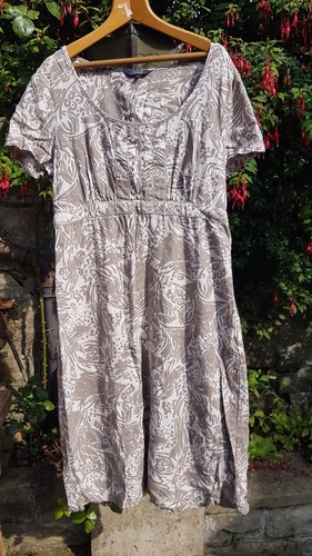 Vintage style line - vintage, a-line