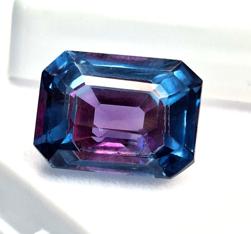 Pitambari sapphire - ct,
