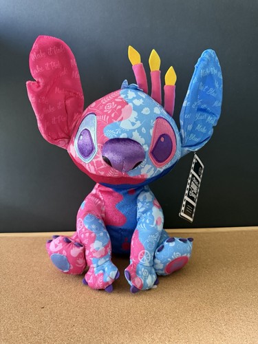 Disney store stitch crashes - store,