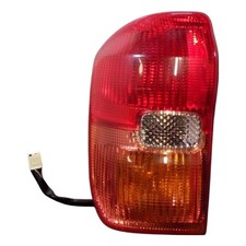 Left Taillight Toyota Rav 4 3 Door Nrg Vvt-i 2000-2003 1998cc Petrol