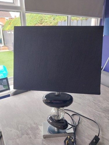 Black modern table lamp - black,