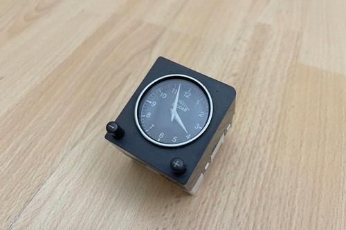 Dashboard vent analogue clock - vent,