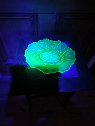 Art deco bagley green pressed - art,