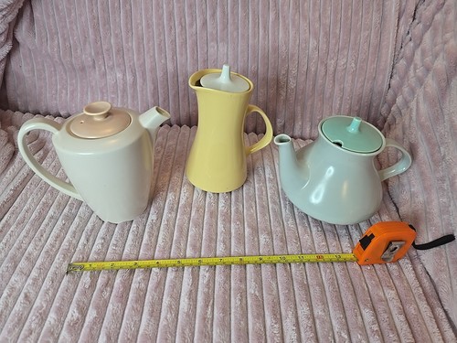 Poole pottery twin tone tea - tone,