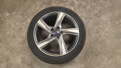 Volvo v40 v60 design - design, 17"