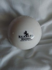 Readers Windball White