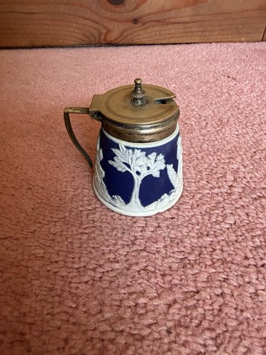 Antique jasperware dark blue - dark,