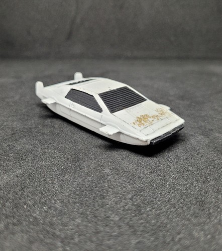 Corgi 007 lotus - lotus, esprit