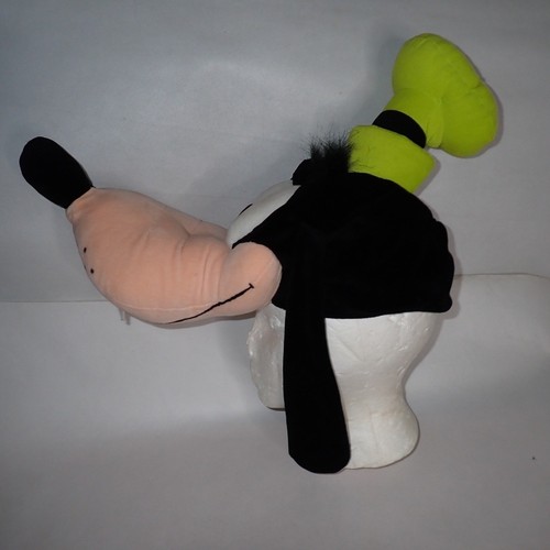 Disney parks goofy plush - disney,