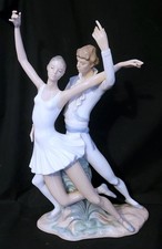 Very Large Nao FINALE # 424 Ballet Dancers Figure - Made in Spain by Lladro A/F