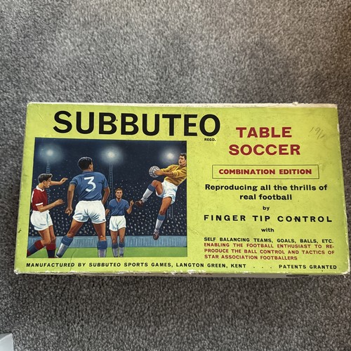 Superb vintage subbuteo table - subbuteo,