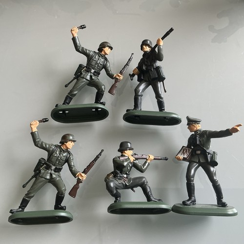 Vintage 1971 britains - vintage,